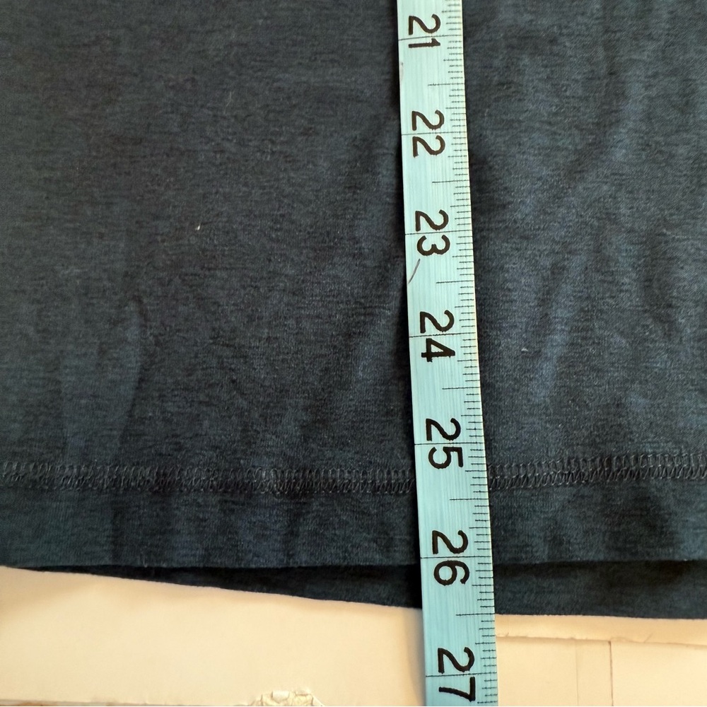 Vuori Strato Tech Tee Heather Navy Blue Short Sleeve T Shirt V126 Size Small - Picture 12 of 12